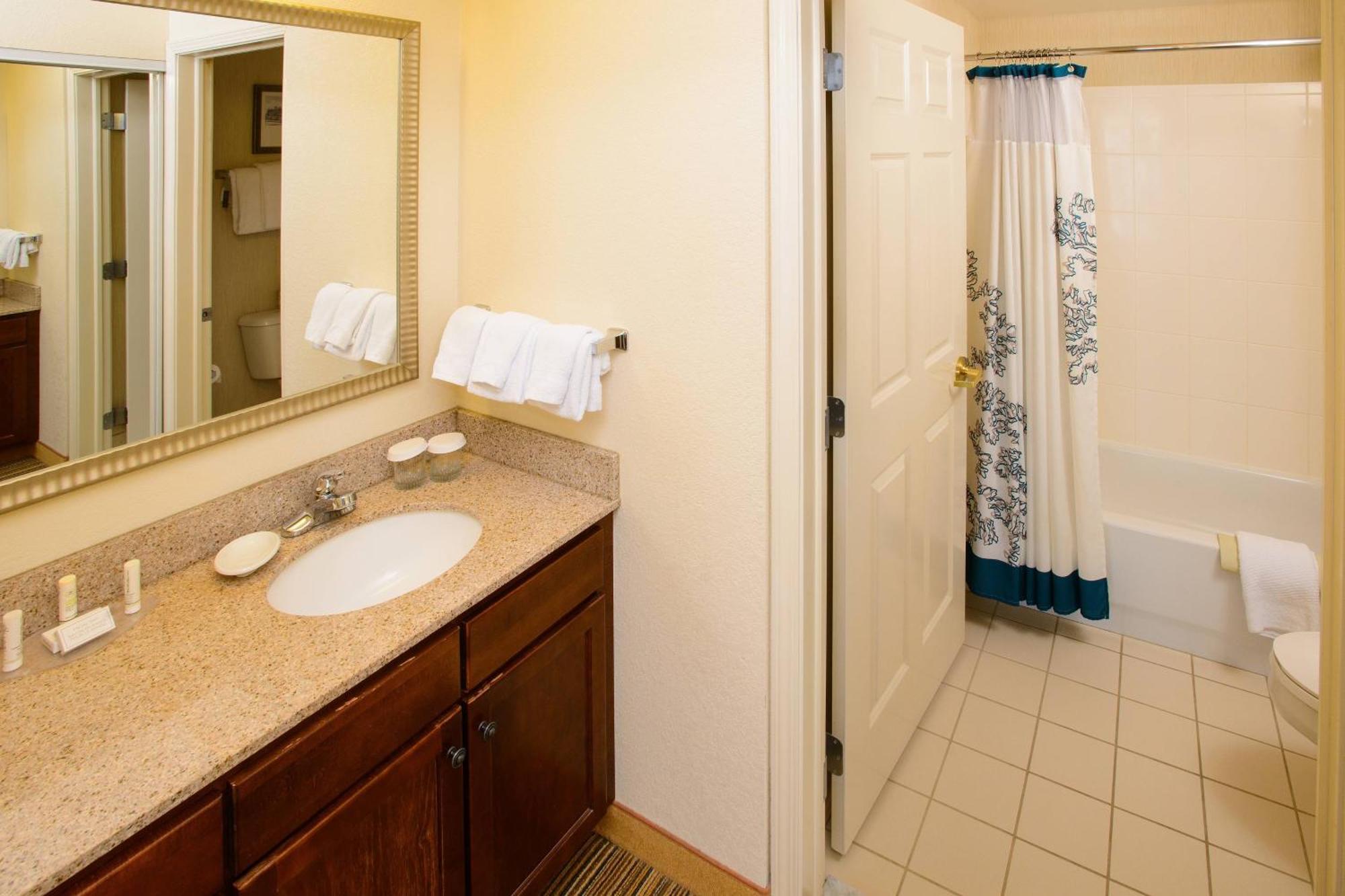 Residence Inn Rochester Mayo Clinic Area Eksteriør billede